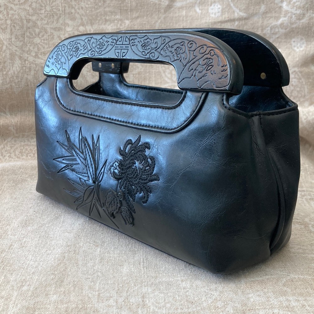 Forever by Fossil black purse EUC